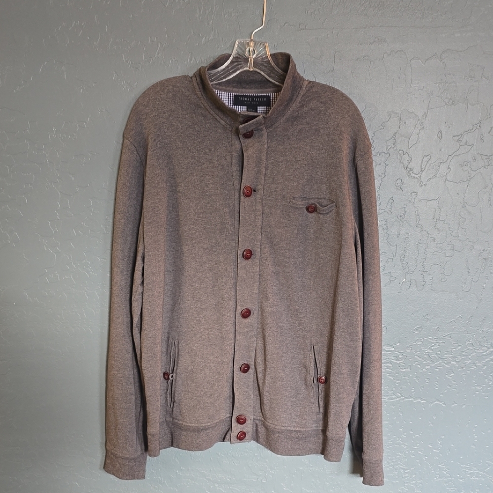 Thomas Parker NY Men's Classic Cardigan with Button Details